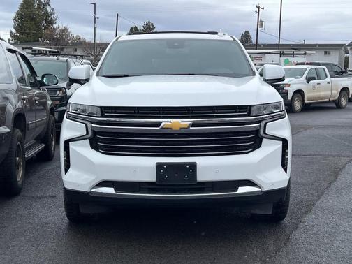 2023 Chevrolet Suburban LT