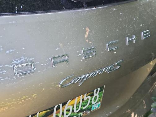 2016 Porsche Cayenne Base
