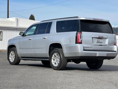 2020 GMC Yukon XL SLT