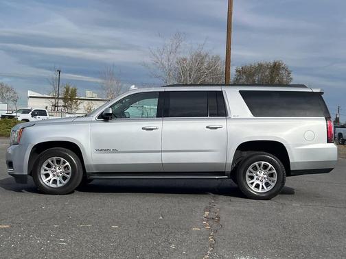 2020 GMC Yukon XL SLT