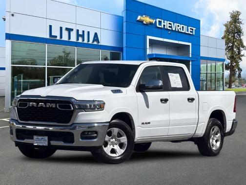 Bright White 2025 RAM 1500 Big Horn