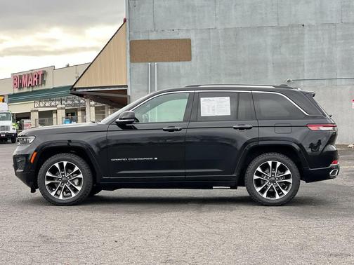 2023 Jeep Grand Cherokee Overland