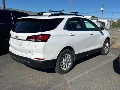 Summit White 2024 Chevrolet Equinox LT