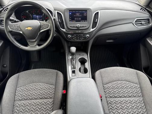 Summit White 2024 Chevrolet Equinox LT