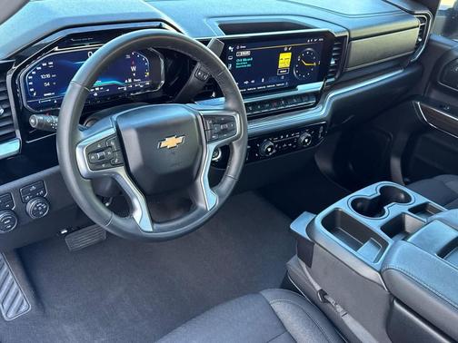 2024 Chevrolet Silverado 3500 LT