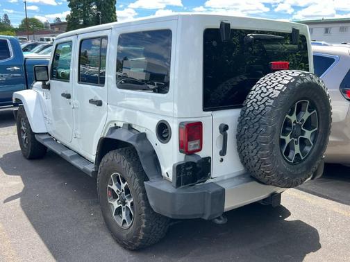 2017 Jeep Wrangler Unlimited Sahara