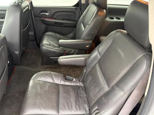 2011 Cadillac Escalade ESV Luxury