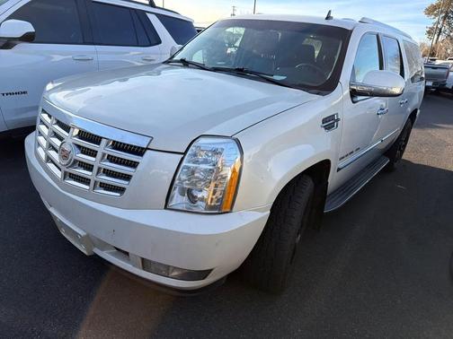 2011 Cadillac Escalade ESV Luxury