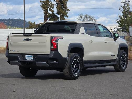 2026 Chevrolet Silverado EV Max Range Trail Boss