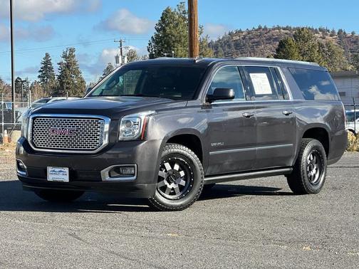 2017 GMC Yukon XL Denali