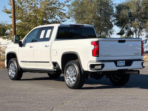 2024 Chevrolet Silverado 2500 High Country