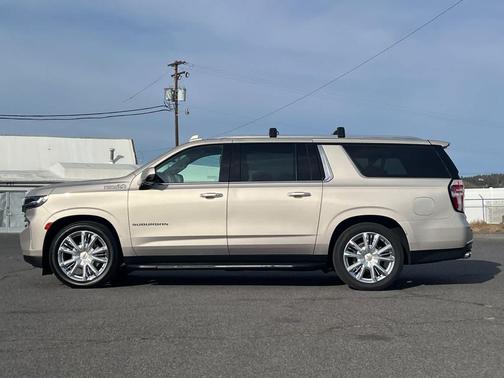 2023 Chevrolet Suburban High Country