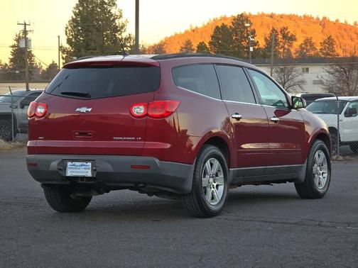 2010 Chevrolet Traverse LT
