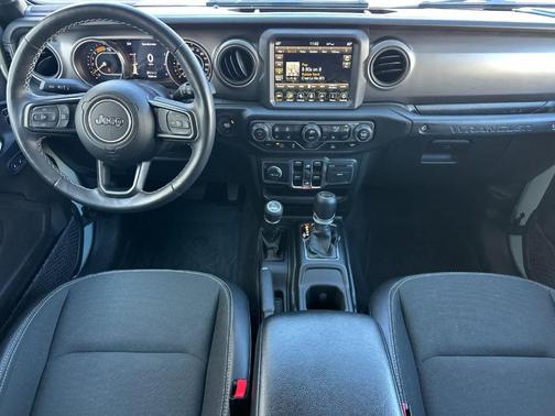 Earl Clearcoat 2023 Jeep Wrangler Sport