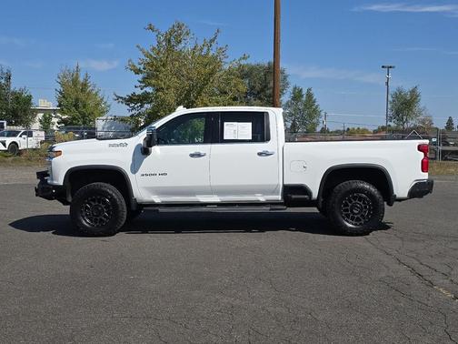 2022 Chevrolet Silverado 3500 High Country