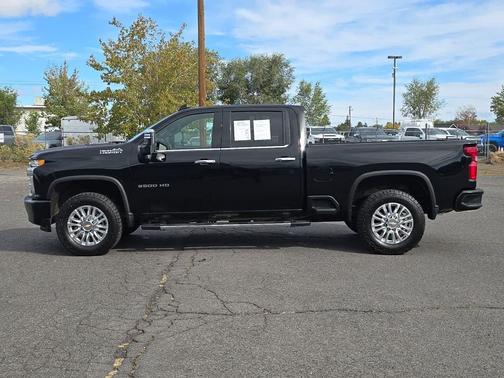 2022 Chevrolet Silverado 3500 High Country