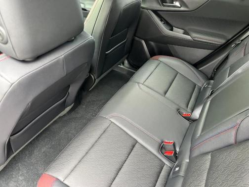 Polar White 2026 Chevrolet Equinox RS