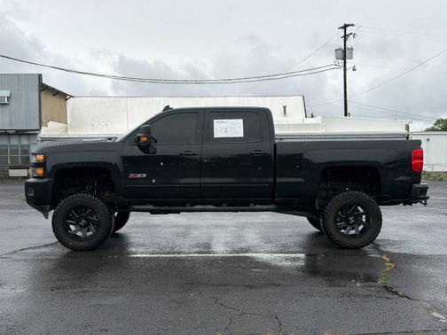 Black 2018 Chevrolet Silverado 2500 LTZ