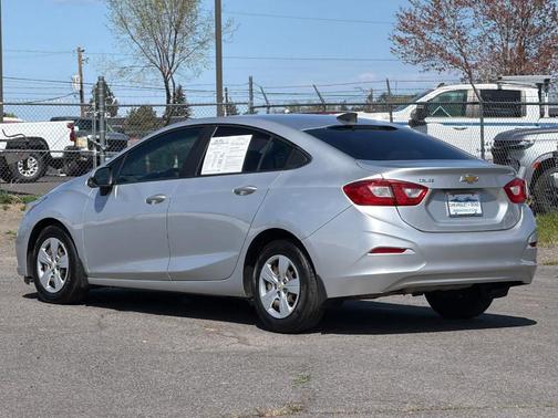 2018 Chevrolet Cruze LS