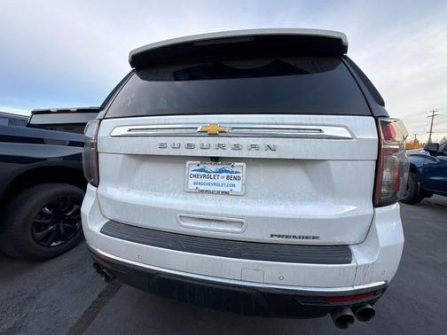 2023 Chevrolet Suburban Premier