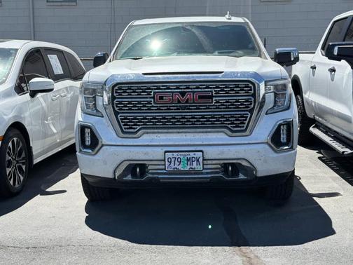 White Frost Tri-Coat 2019 GMC Sierra 1500 Denali