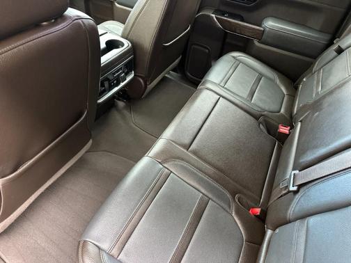 White Frost Tri-Coat 2019 GMC Sierra 1500 Denali