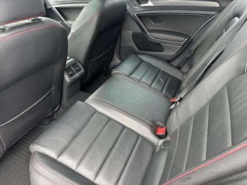 2019 Volkswagen Golf GTI 2.0T SE
