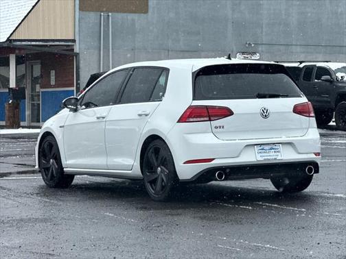 2019 Volkswagen Golf GTI 2.0T SE