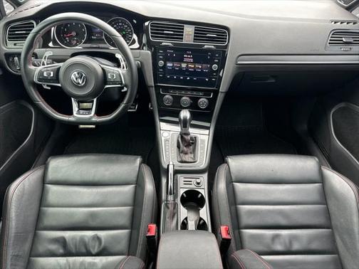 2019 Volkswagen Golf GTI 2.0T SE