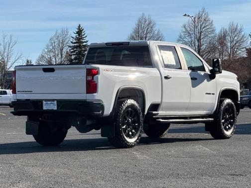 2022 Chevrolet Silverado 2500 Custom