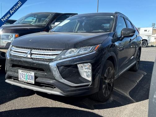 Tarmac Black Metallic 2019 Mitsubishi Eclipse Cross SEL