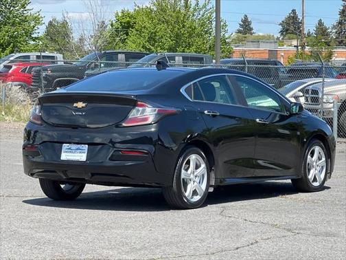 2018 Chevrolet Volt LT