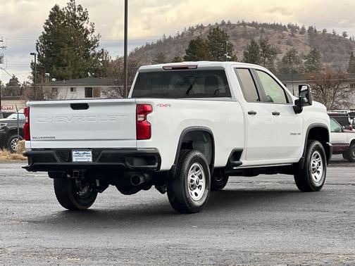 2026 Chevrolet Silverado 3500 WT