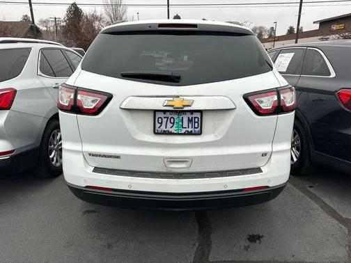 2017 Chevrolet Traverse 2LT