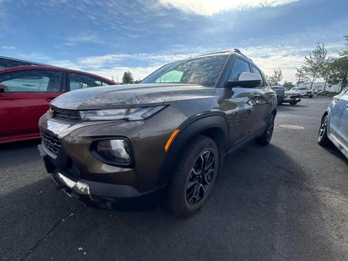 Zeus Bronze Metallic 2021 Chevrolet Trailblazer ACTIV