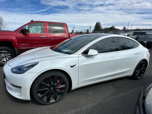 2020 Tesla Model 3 Performance