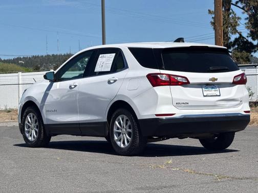 Summit White 2020 Chevrolet Equinox 2LT