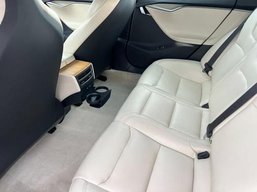 2019 Tesla Model S 75D