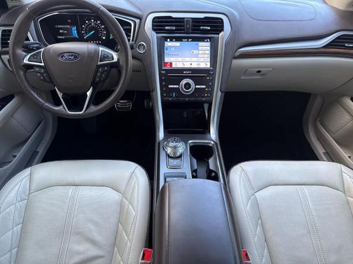 Burgundy Velvet Metallic Tinted Clearcoat 2018 Ford Fusion Platinum