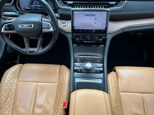 2022 Jeep Grand Cherokee L Summit