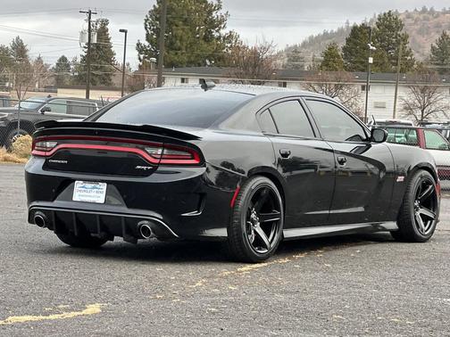 2017 Dodge Charger SRT 392