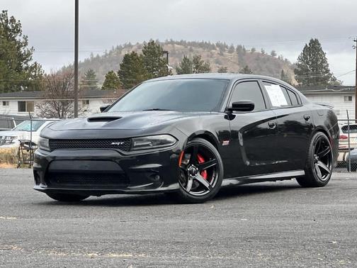 2017 Dodge Charger SRT 392