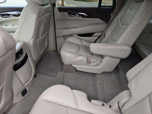 2015 Cadillac Escalade Premium