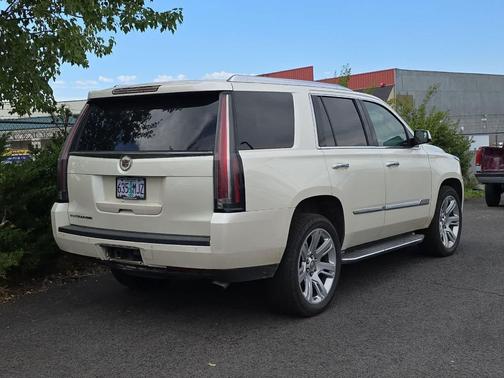 2015 Cadillac Escalade Premium