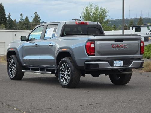 2024 GMC Canyon Denali