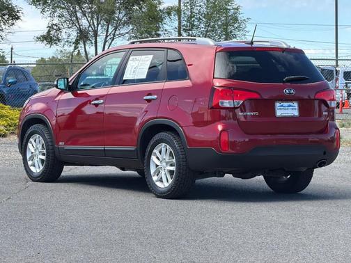 Remington Red Metallic 2015 Kia Sorento LX