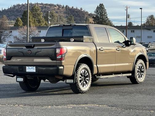 2021 Nissan Titan PRO-4X