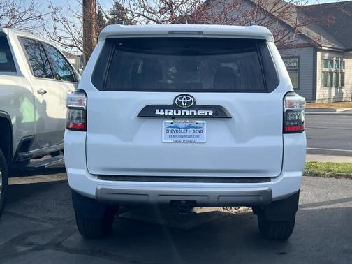 2024 Toyota 4Runner TRD Off Road