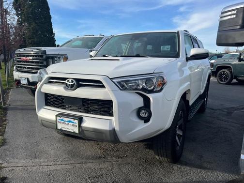 2024 Toyota 4Runner TRD Off Road