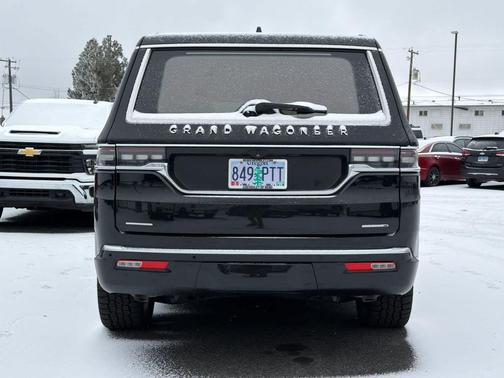 2022 Jeep Grand Wagoneer Series III